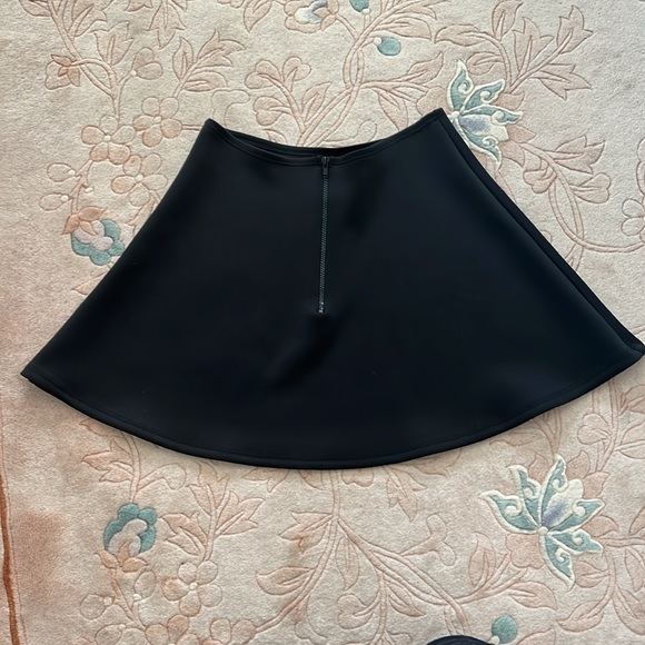 American Apparel Black Mini Skater Skirt NWOT - Picture 2 of 4